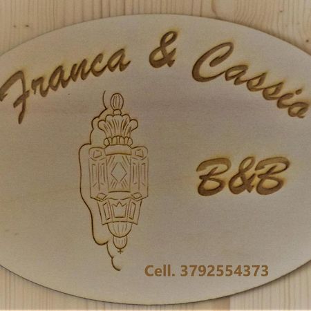 ピサLa Lanterna Di Franca E Cassioアパートメント エクステリア 写真