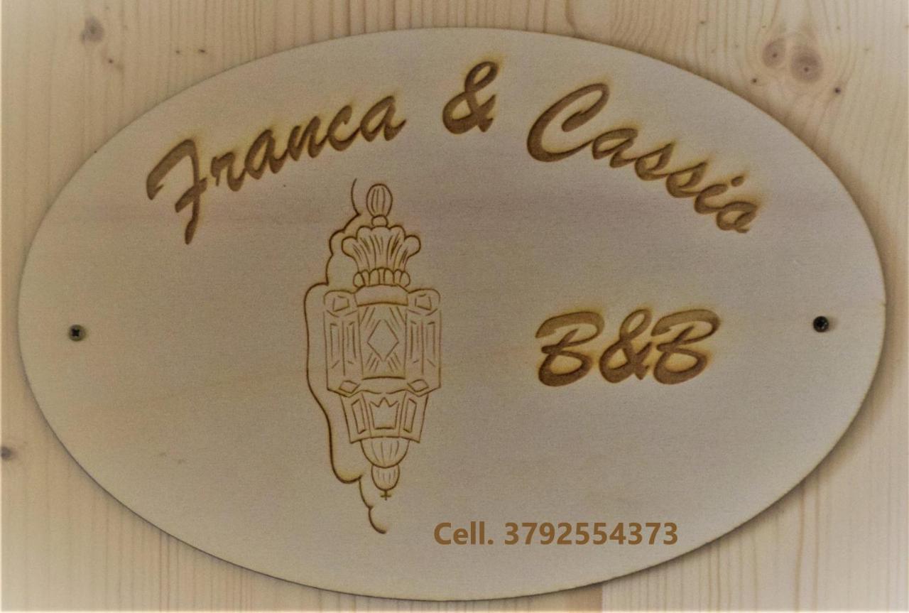 ピサLa Lanterna Di Franca E Cassioアパートメント エクステリア 写真